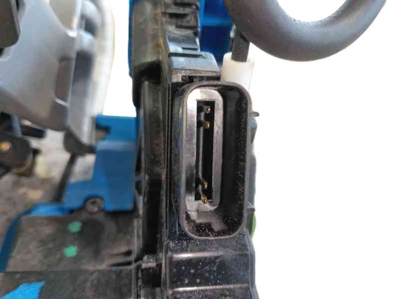 Recambio de cerradura puerta trasera derecha para kia cee´d (jd) 1.4 cvvt referencia OEM IAM 81420A2100  