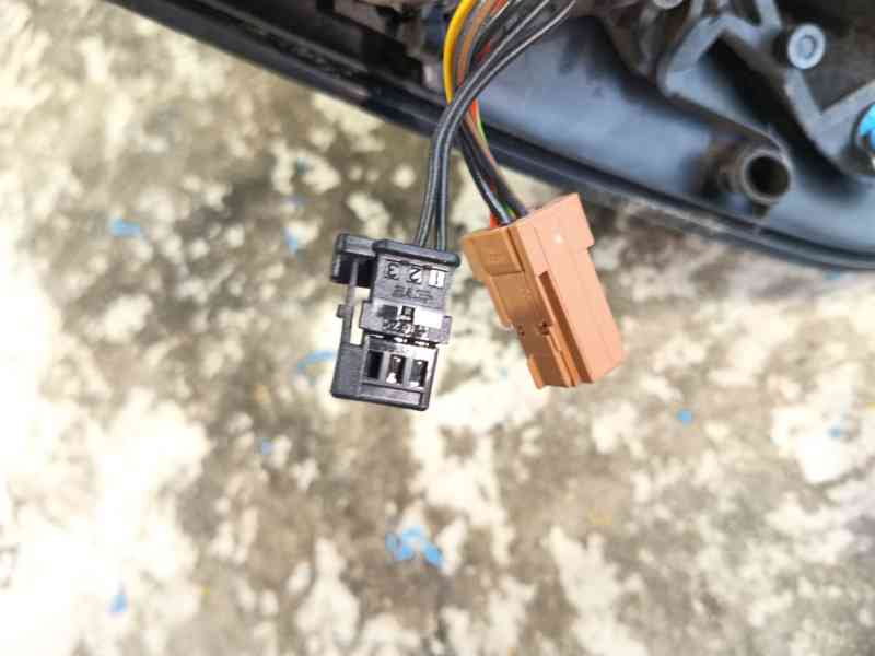 Recambio de espejo retrovisor derecho para citroën c-elysee (dd_) 1.6 hdi 92 referencia OEM IAM 1609064580  