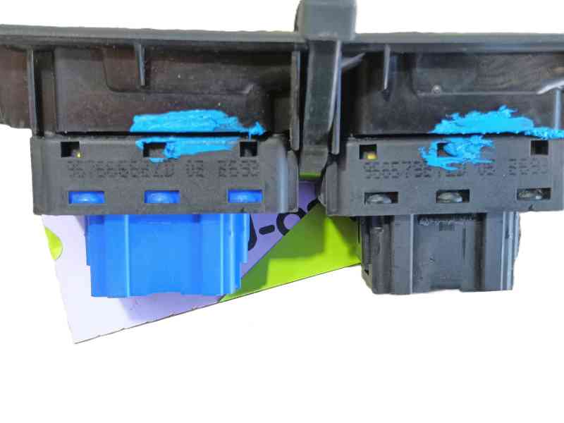 Recambio de mando elevalunas delantero derecho para citroën c-elysee (dd_) 1.6 hdi 92 referencia OEM IAM 96657927ZD  