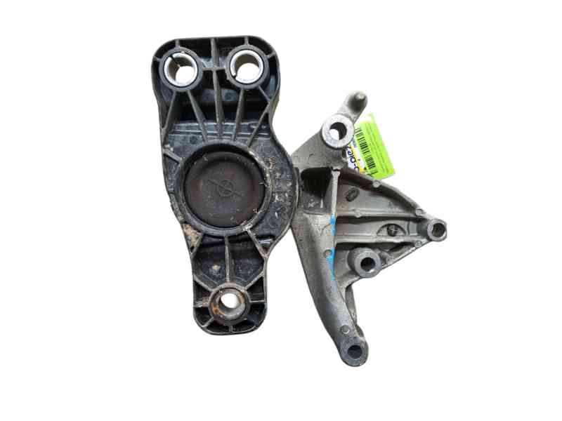 Recambio de soporte motor delantero derecho para renault megane iv sport tourer (k9a/m/n_) 1.3 tce 140 (k9nb) referencia OEM IAM