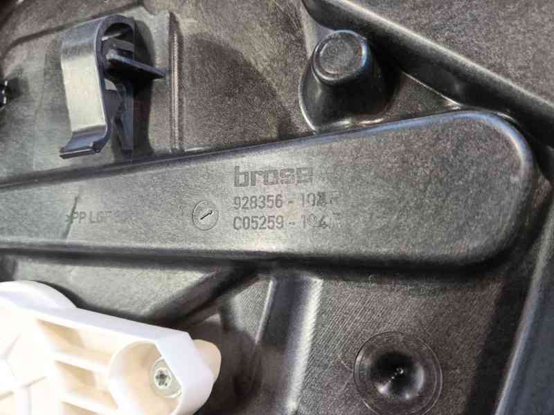 Recambio de elevalunas trasero derecho para mercedes-benz cla coupé (c117) cla 200 cdi / d (117.308) referencia OEM IAM   