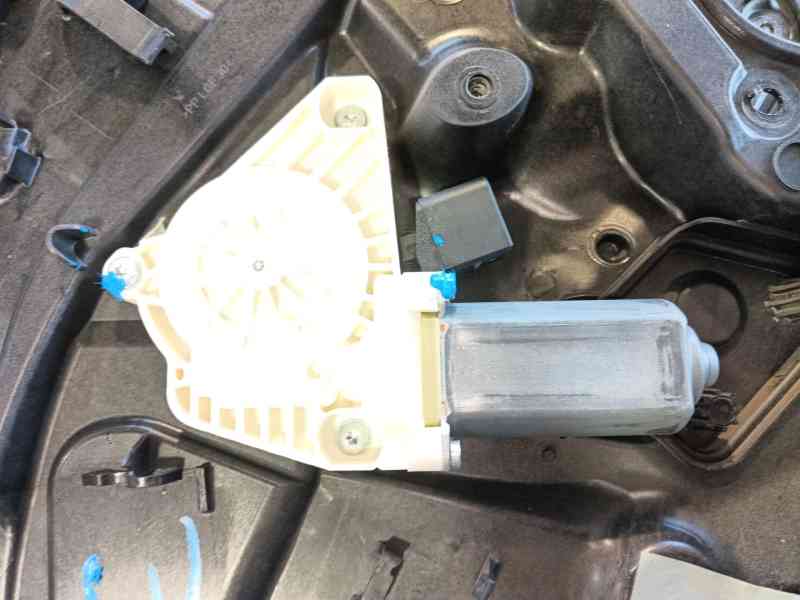 Recambio de elevalunas trasero derecho para mercedes-benz cla coupé (c117) cla 200 cdi / d (117.308) referencia OEM IAM   
