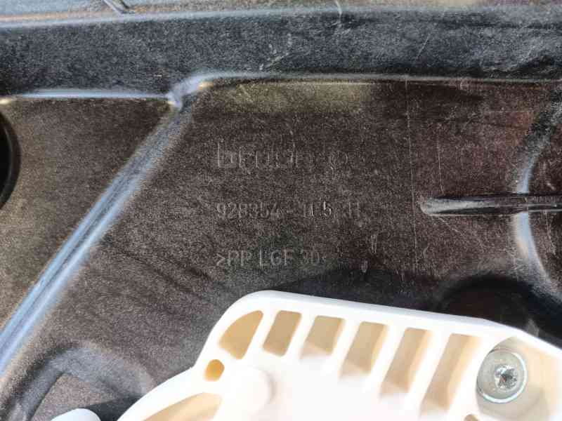 Recambio de elevalunas delantero derecho para mercedes-benz cla coupé (c117) cla 200 cdi / d (117.308) referencia OEM IAM   