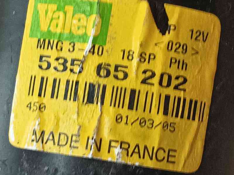 Recambio de motor limpia delantero para renault scénic ii (jm0/1_) 1.5 dci (jm02, jm13) referencia OEM IAM 8200327016 / 77010560