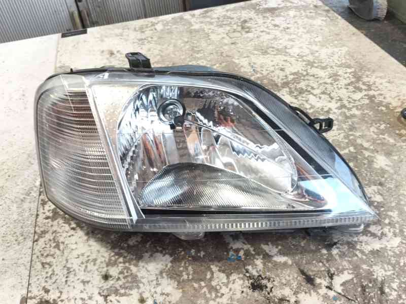 Recambio de faro derecho para dacia logan (ls_) 1.4 (lsoa, lsoc, lsoe, lsog) referencia OEM IAM   