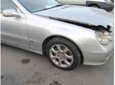 Recambio de aleta delantera derecha para mercedes-benz clk (c209) clk 270 cdi (209.316) referencia OEM IAM   