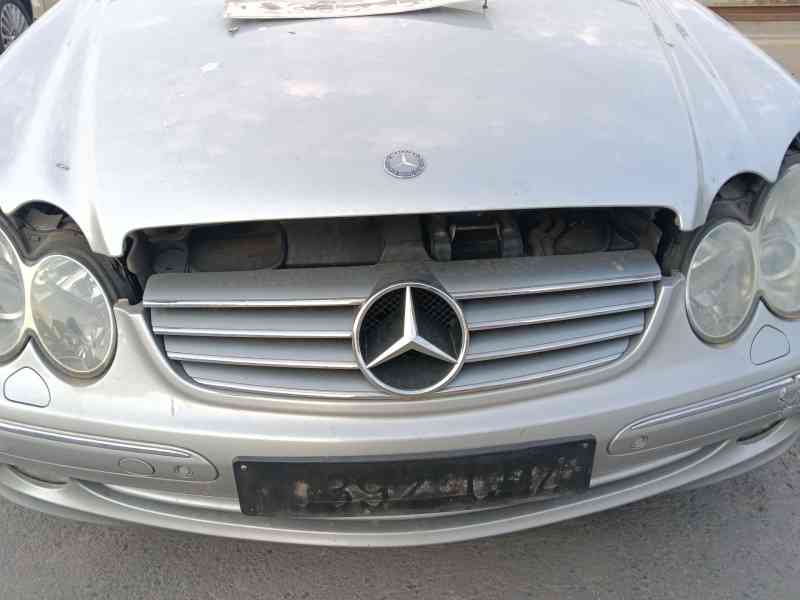 Recambio de rejilla delantera para mercedes-benz clk (c209) clk 270 cdi (209.316) referencia OEM IAM   
