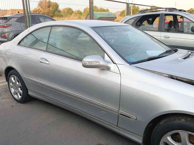 Recambio de puerta delantera derecha para mercedes-benz clk (c209) clk 270 cdi (209.316) referencia OEM IAM   