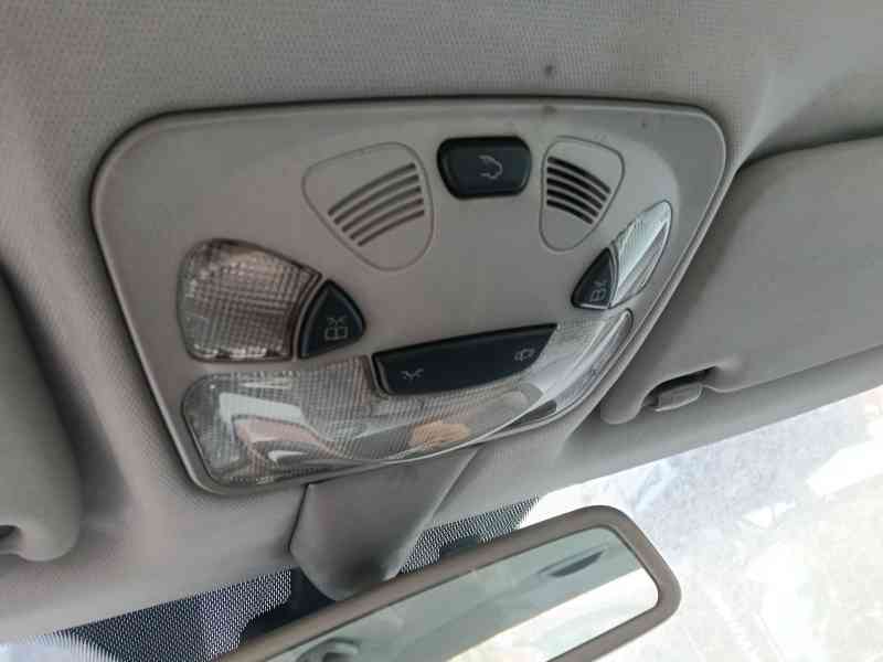 Recambio de luz interior delantera central para mercedes-benz clk (c209) clk 270 cdi (209.316) referencia OEM IAM   