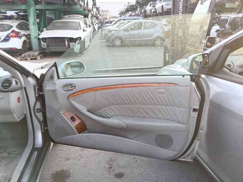 Recambio de guarnecido puerta delantera derecha para mercedes-benz clk (c209) clk 270 cdi (209.316) referencia OEM IAM   