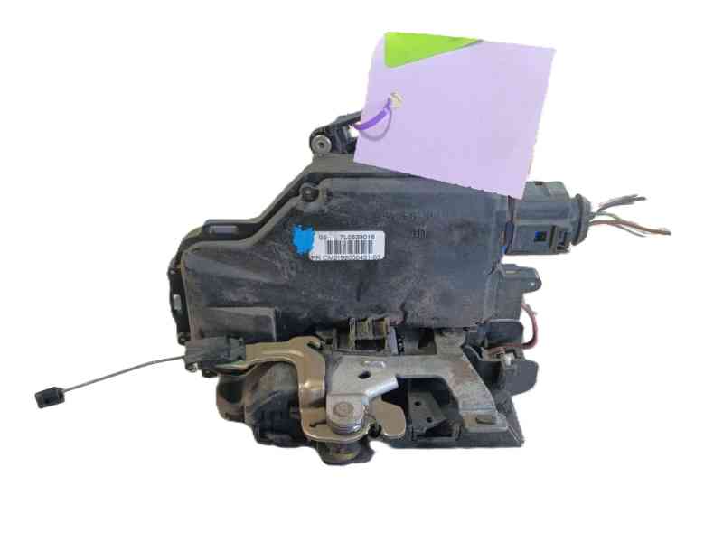 Recambio de cerradura puerta trasera derecha para seat altea (5p1) 2.0 tdi 16v referencia OEM IAM 7L0839016D  