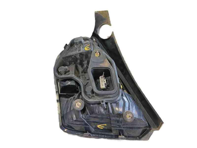 Recambio de piloto trasero derecho para fiat stilo (192_) 1.9 jtd (192_xe1a) referencia OEM IAM   