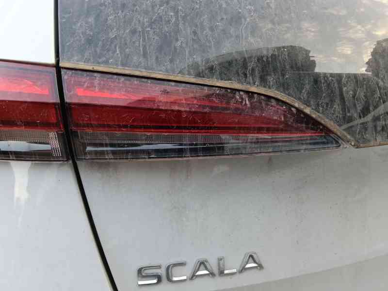 Recambio de piloto trasero izquierdo interior para skoda scala (nw1) 1.0 tsi referencia OEM IAM 657945307  