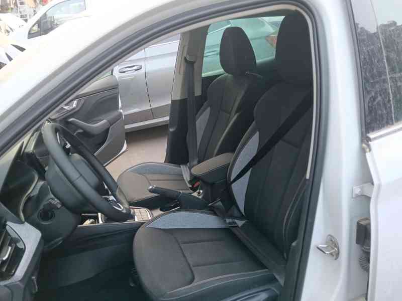 Recambio de asiento delantero derecho para skoda scala (nw1) 1.0 tsi referencia OEM IAM   