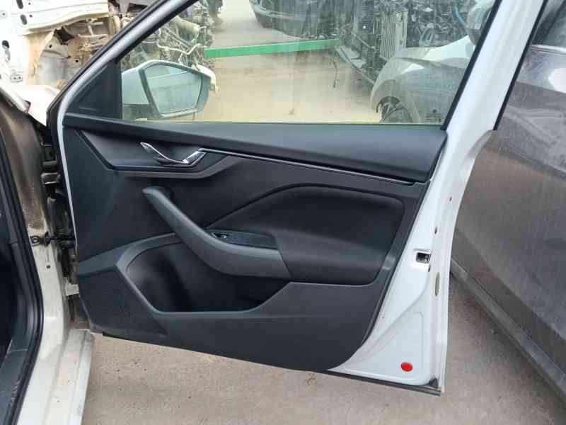 Recambio de guarnecido puerta delantera derecha para skoda scala (nw1) 1.0 tsi referencia OEM IAM   