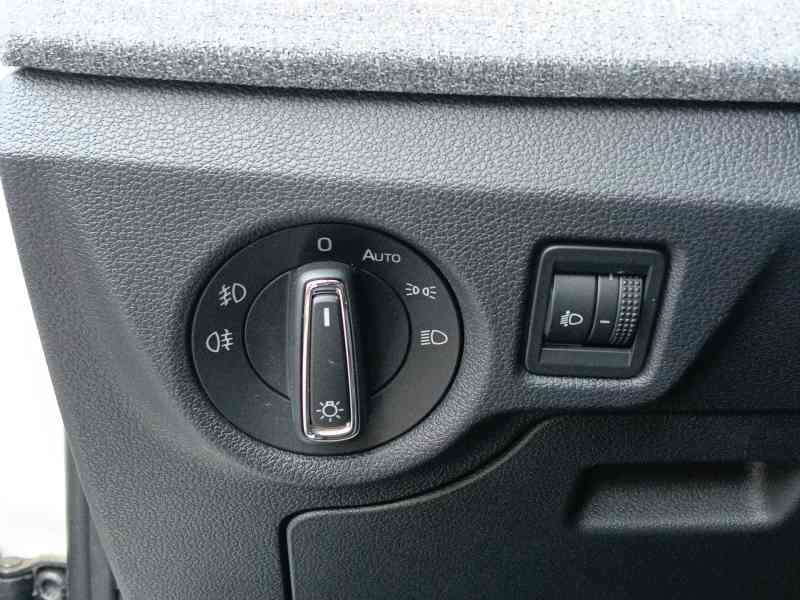 Recambio de mando luces para skoda scala (nw1) 1.0 tsi referencia OEM IAM   