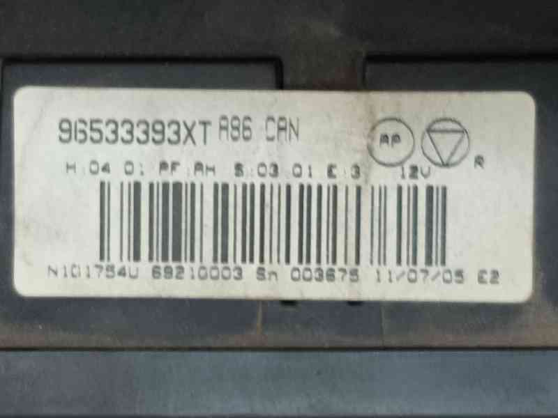 Recambio de mando calefaccion / aire acondicionado para citroën c3 i (fc_, fn_) 1.4 hdi referencia OEM IAM 6452C3 96533393XT 692