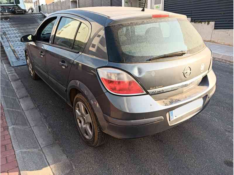 opel astra h (a04) del año 2006