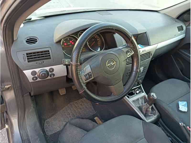 opel astra h (a04) del año 2006