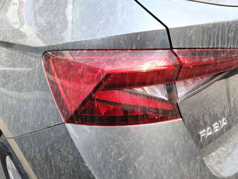 Recambio de piloto trasero izquierdo para skoda fabia iv (pj3) 1.0 tsi referencia OEM IAM 6VE945111 / 6VE945207  