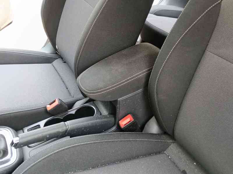 Recambio de apoyabrazos central para skoda fabia iv (pj3) 1.0 tsi referencia OEM IAM   