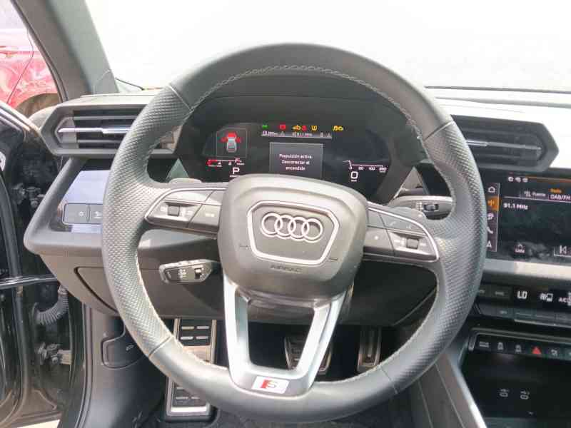 Recambio de volante para audi a3 sportback (8ya, 8yf) 35 tdi referencia OEM IAM   