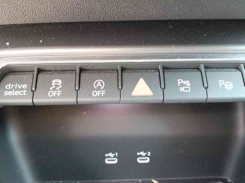 Recambio de warning para audi a3 sportback (8ya, 8yf) 35 tdi referencia OEM IAM   