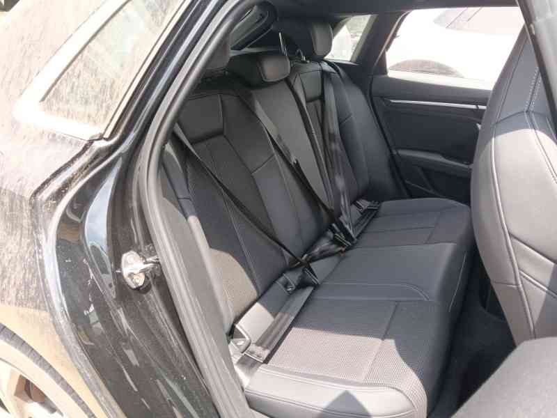Recambio de cinturon seguridad trasero derecho para audi a3 sportback (8ya, 8yf) 35 tdi referencia OEM IAM 8Y0857805C041  