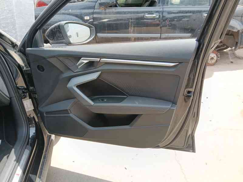 Recambio de guarnecido puerta delantera derecha para audi a3 sportback (8ya, 8yf) 35 tdi referencia OEM IAM   