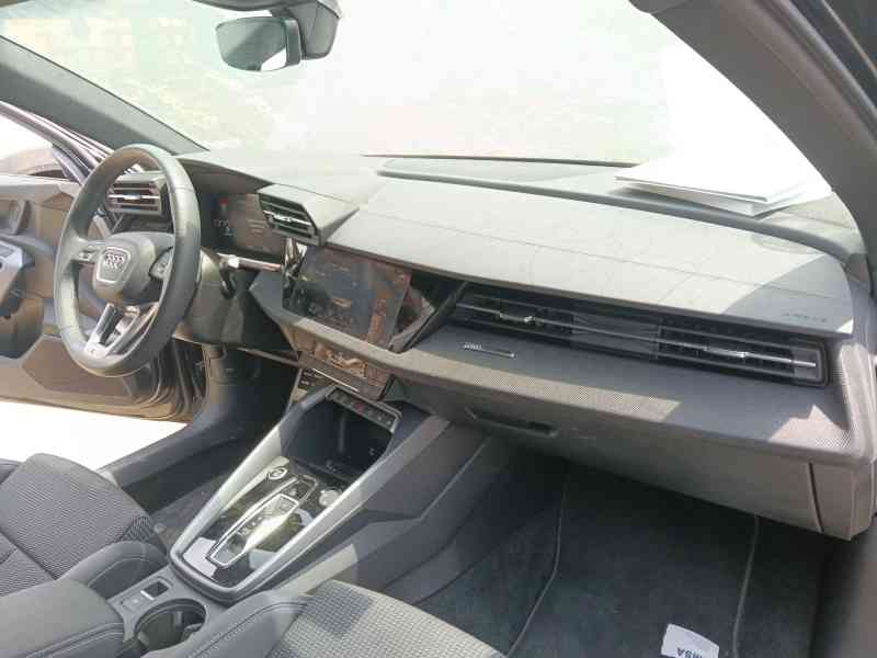 Recambio de salpicadero para audi a3 sportback (8ya, 8yf) 35 tdi referencia OEM IAM 8Y1857001FBCN  