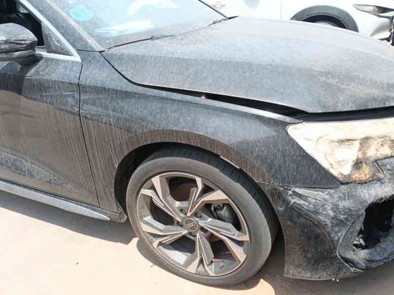 Recambio de aleta delantera derecha para audi a3 sportback (8ya, 8yf) 35 tdi referencia OEM IAM 8Y0821106E  