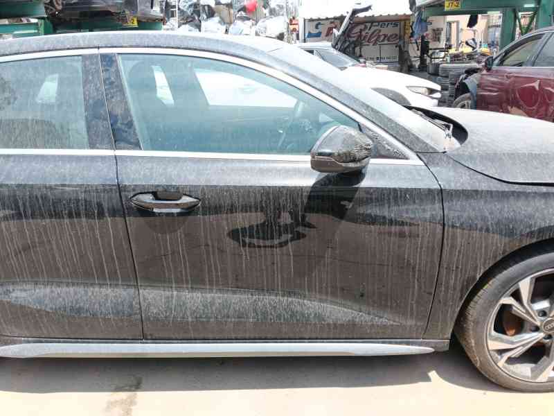 Recambio de puerta delantera derecha para audi a3 sportback (8ya, 8yf) 35 tdi referencia OEM IAM 8Y0831052  