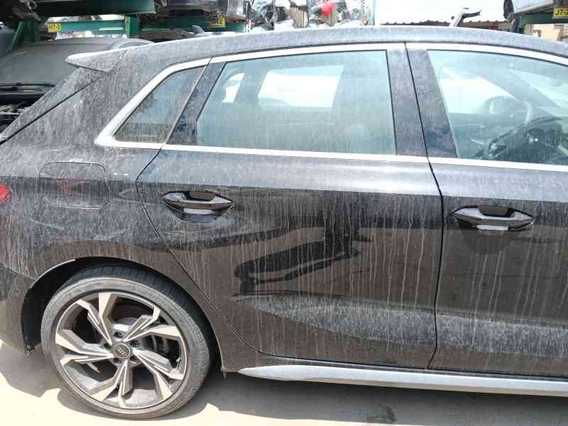 Recambio de puerta trasera derecha para audi a3 sportback (8ya, 8yf) 35 tdi referencia OEM IAM 8Y4833052A  