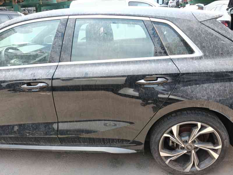 Recambio de puerta trasera izquierda para audi a3 sportback (8ya, 8yf) 35 tdi referencia OEM IAM 8Y4833051A  