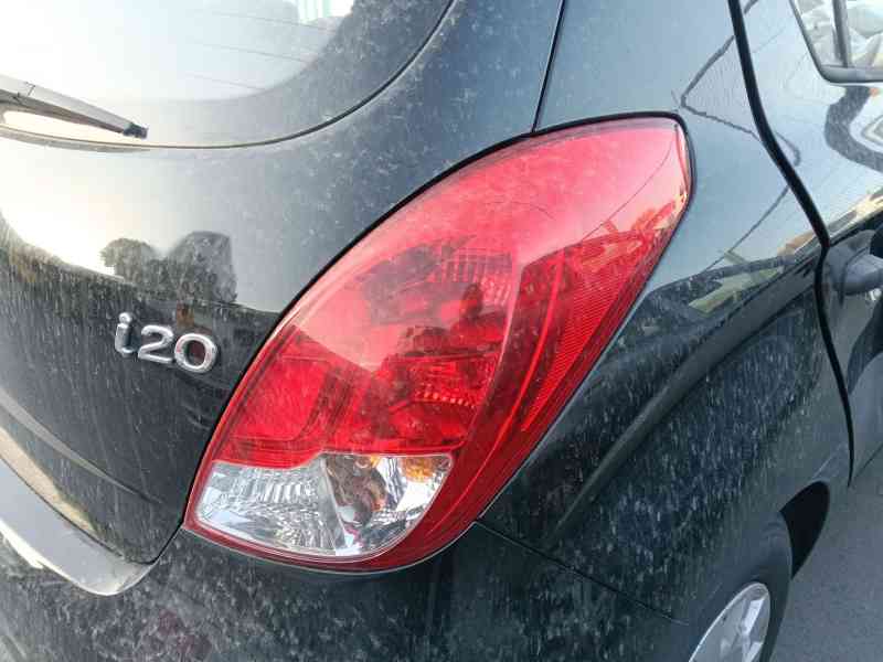 Recambio de piloto trasero derecho para hyundai i20 i (pb, pbt) 1.2 referencia OEM IAM   