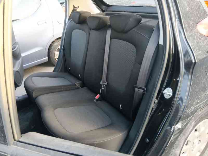 Recambio de asientos traseros para hyundai i20 i (pb, pbt) 1.2 referencia OEM IAM   