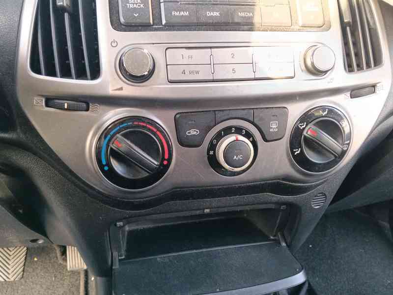 Recambio de mando calefaccion / aire acondicionado para hyundai i20 i (pb, pbt) 1.2 referencia OEM IAM   