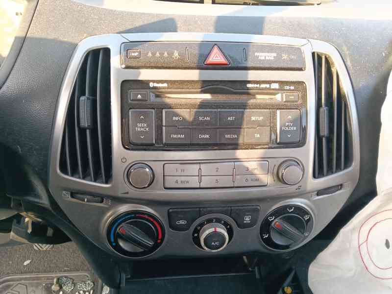 Recambio de sistema audio / radio cd para hyundai i20 i (pb, pbt) 1.2 referencia OEM IAM   