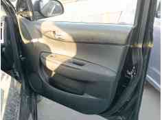 Recambio de guarnecido puerta delantera derecha para hyundai i20 i (pb, pbt) 1.2 referencia OEM IAM   