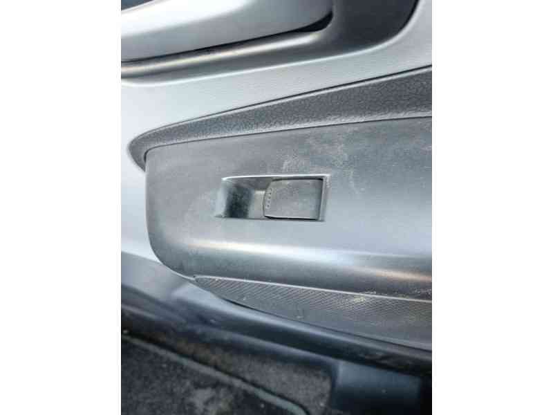Recambio de mando elevalunas delantero derecho para nissan pixo (ua0) 1.0 referencia OEM IAM   