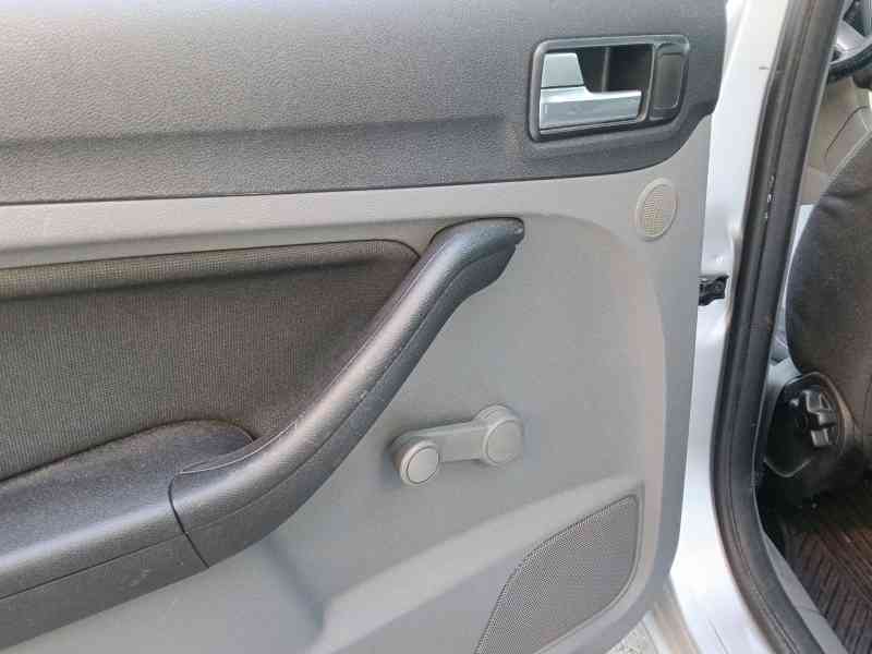 Recambio de mando elevalunas trasero izquierdo para ford focus ii (da_, hcp, dp) 1.6 tdci referencia OEM IAM   