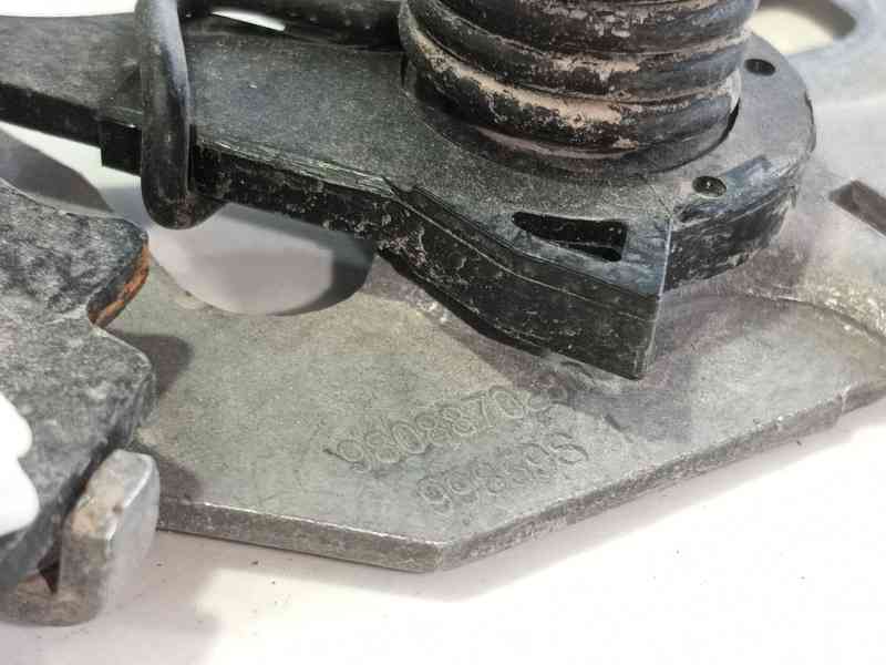 Recambio de cerradura capot para peugeot expert furgoneta (v_) 2.0 bluehdi 120 referencia OEM IAM   