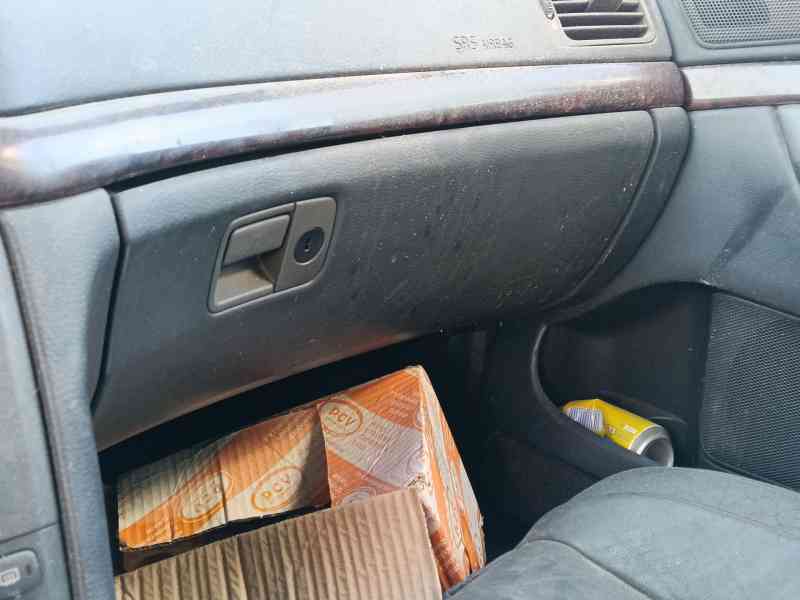 Recambio de guantera para volvo s80 i (184) 2.9 referencia OEM IAM   