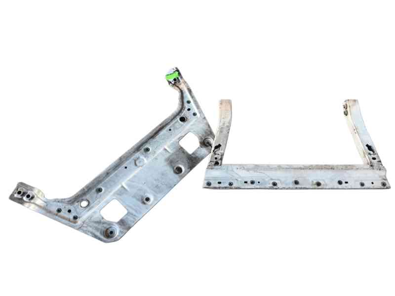 Recambio de cuna motor para maserati levante suv (m161) 3.0 d q4 referencia OEM IAM  C02361 3579B496