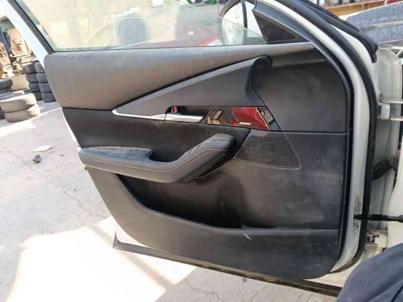 Recambio de guarnecido puerta delantera izquierda para mazda cx-30 (dm) skyactiv-x m hybrid referencia OEM IAM   
