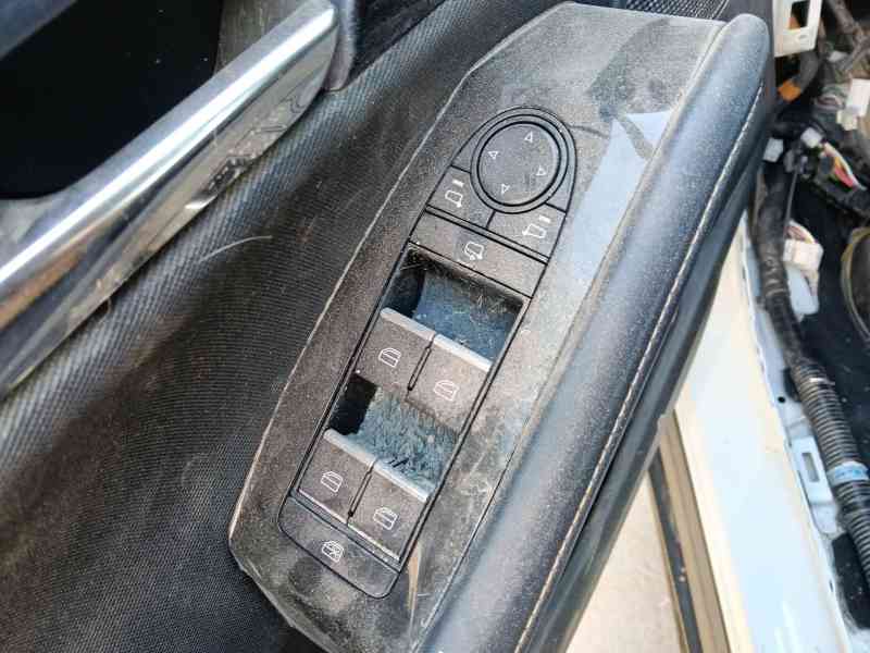 Recambio de mando elevalunas delantero izquierdo para mazda cx-30 (dm) skyactiv-x m hybrid referencia OEM IAM BDGF66350B  