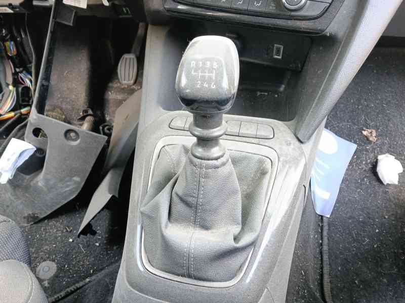Recambio de pomo palanca cambio para opel corsa f (p2jo) 1.2 (68) referencia OEM IAM   
