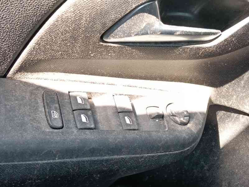 Recambio de mando elevalunas delantero izquierdo para opel corsa f (p2jo) 1.2 (68) referencia OEM IAM 96788281ZD  