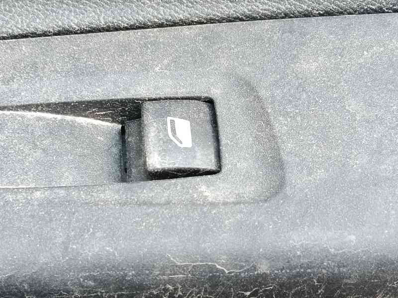 Recambio de mando elevalunas delantero derecho para opel corsa f (p2jo) 1.2 (68) referencia OEM IAM 98044803ZD  