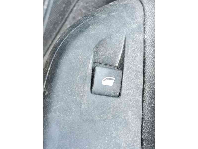 Recambio de mando elevalunas trasero derecho para opel corsa f (p2jo) 1.2 (68) referencia OEM IAM 98044803ZD  